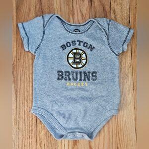 Boston Bruins NHL 12 Month Onesie Excellent condition